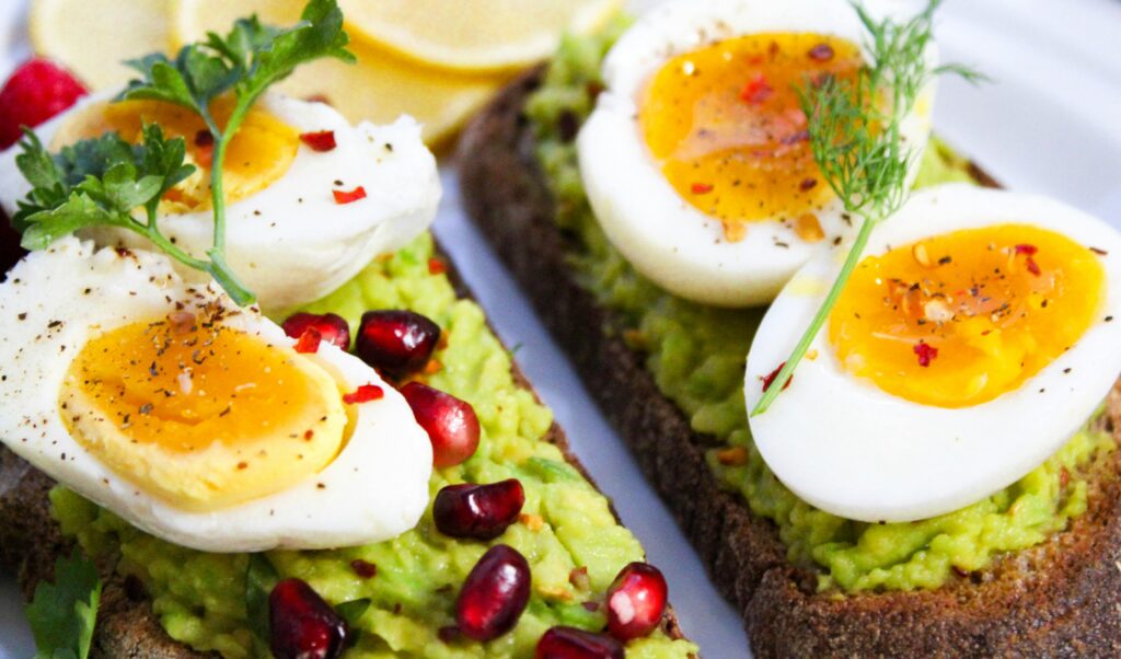 🥗 Healthy Eating for Weight Loss: Simple Habits That Actually Work
